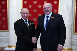 Nga, Belarus ‘nhất trí về nhận thức’ hỗ trợ nhau giữa bão trừng phạt