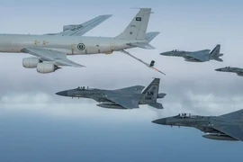 Saudi Arabia, UAE trong cuộc đua mua sắm vũ khí đối phó Iran