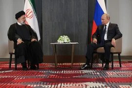 Iran nói không cần 'xin phép bất kỳ ai' chuyện tăng cường quan hệ với Nga