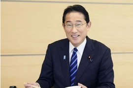 Kyodo News: Thủ tướng Nhật dùng hải sản ở khu vực biển Fukushima cùng các bộ trưởng 
