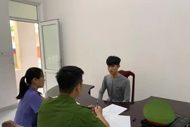 Thanh niên tông xe làm gãy chân CSGT bị bắt tạm giam