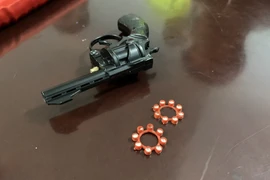 Dùng súng pháo khiêu khích lực lượng 911