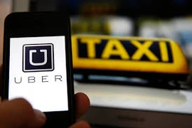 Sửa quy định để Grab taxi, Uber cạnh tranh lành mạnh với taxi truyền thống?