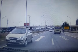 Trình Chính phủ quy định phạt đến 40 triệu đồng xe ô tô đi ngược chiều trên cao tốc 