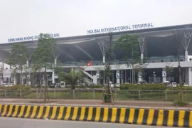 Cháy tủ điện ở sân bay Nội Bài