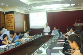 Lần đầu tiên tỉ lệ cử nhân, thạc sĩ thất nghiệp giảm