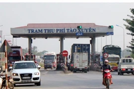 Bộ GTVT lý giải hàng loạt bất cập của các trạm thu phí 