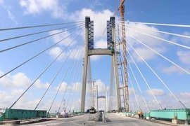 Bộ GTVT chính thức lên tiếng về vết nứt cầu Vàm Cống