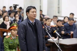 Ông Đinh La Thăng, Nguyễn Quốc Khánh mất quyền đại biểu QH