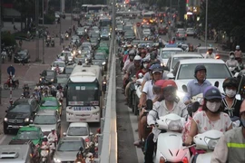 'Tại sao phải kéo loại hình Grab về với mô hình cũ kỹ?'