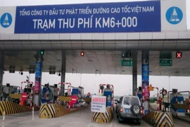 Bộ NN&PTNT nói về xe sang gắn biển 'xe hộ đê' trốn phí