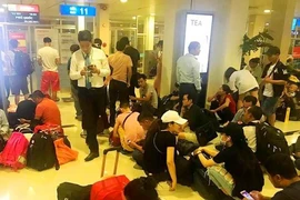 Tăng bay đêm để giảm áp lực lên cảng hàng không