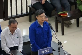 Cựu thứ trưởng Lê Bạch Hồng khai gì tại tòa?