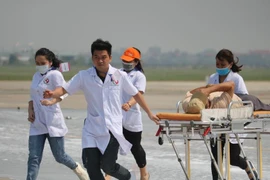 Sẵn sàng ứng phó tình huống khẩn cấp sân bay Nội Bài