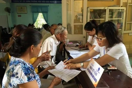 Đề xuất cho người dân nhận tiền trợ cấp hai tháng/lần