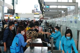 Khách tăng cao, sân bay Nội Bài lưu ý khách có mặt sớm