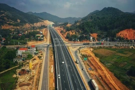 Tới năm 2030, Việt Nam phải có 5.000 km đường cao tốc