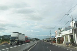 Bộ GTVT trả lời việc mở rộng quốc lộ 1 qua Bình Định
