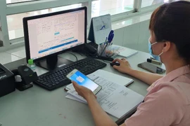 Từ 1-6 dùng ảnh thẻ BHYT trên ứng dụng VssID để khám chữa bệnh