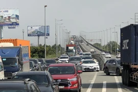 Bộ GTVT yêu cầu tạo điều kiện cho các địa phương lưu thông hàng hóa