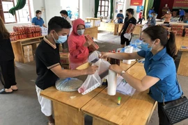 Bộ Chính trị đồng ý chủ trương xây dựng gói hỗ trợ người dân