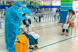 Bộ GTVT đề nghị ưu tiên xét nghiệm COVID-19 và trả kết quả cho lái xe