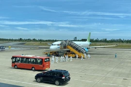 Chuyến bay đưa gần 200 y, bác sĩ miền Trung vào TP.HCM chống dịch