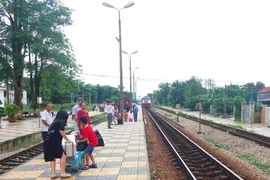 Hôm nay, ngành đường sắt mở bán vé tàu Bắc - Nam
