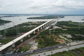 Bộ GTVT nêu nguyên nhân dự án Bến Lức - Long Thành chậm