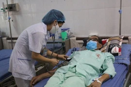 Đề nghị các tỉnh cấp thẻ BHYT cho người cao tuổi và người khuyết tật