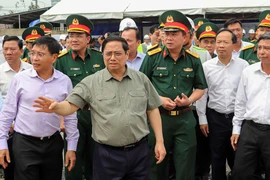 Thủ tướng: Khởi công cao tốc Châu Đốc – Sóc Trăng và Biên Hòa – Vũng Tàu trước 30-6