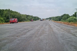 Lùi thời gian hoàn thành cao tốc Bến Lức – Long Thành 