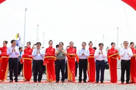 Thủ tướng yêu cầu sớm hoàn thành cao tốc Phan Thiết - Vĩnh Hảo, Cam Lâm - Nha Trang