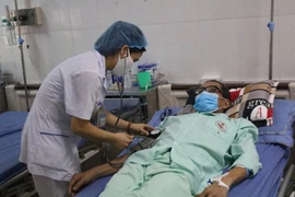 BHXH Việt Nam: Không được để người bệnh tự mua thuốc dịp Tết