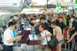 Bộ trưởng GTVT Nguyễn Văn Thắng yêu cầu kiểm tra giá vé máy bay