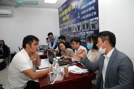 Vì sao lương hưu của lao động nam thấp hơn nữ?