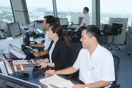 Lương của lãnh đạo Tổng công ty Quản lý bay Việt Nam cao nhất là 115 triệu đồng/tháng