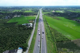 ‘Chốt’ nhà đầu tư và mức phí trên cao tốc TP.HCM - Trung Lương - Mỹ Thuận