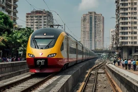 Chính phủ đề xuất đầu tư tuyến đường sắt hiện đại nối với Trung Quốc 