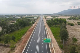 1 công ty bị phê bình vì thi công cao tốc Biên Hoà - Vũng Tàu chậm
