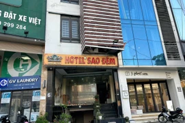 Người dân ‘săn’ khách sạn gần quảng trường Ba Đình để xem diễu binh dịp 2-9