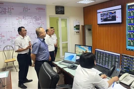 Điện lực miền Bắc tập trung nhân lực để ứng phó với bão số 3