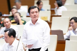 Cấm người livestream bán hàng có trang phục, hành vi trái thuần phong mỹ tục