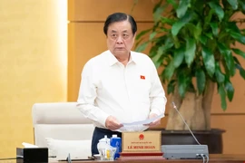 Vì sao doanh nghiệp muốn mỏ cát bằng mọi giá?