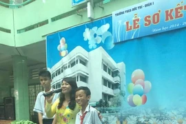 Ấm lòng câu chuyện kể tại lễ sơ kết học kỳ 1