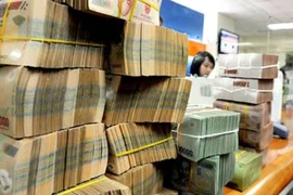 Không dùng ngân sách mua ngân hàng yếu kém 