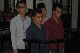 Bị chém suýt chết vì xông ra can hai nhóm đánh nhau