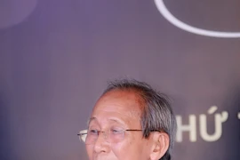 Nhạc sĩ Nguyễn Ánh 9: ‘Có tiền tôi cũng không mời Khánh Ly’