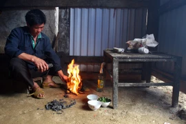 Chuyện ly kỳ mùa cải táng: Ngày tết, đến nhà nào người ta cũng sợ