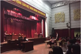CLB Luật gia trẻ với phiên tòa ly hôn